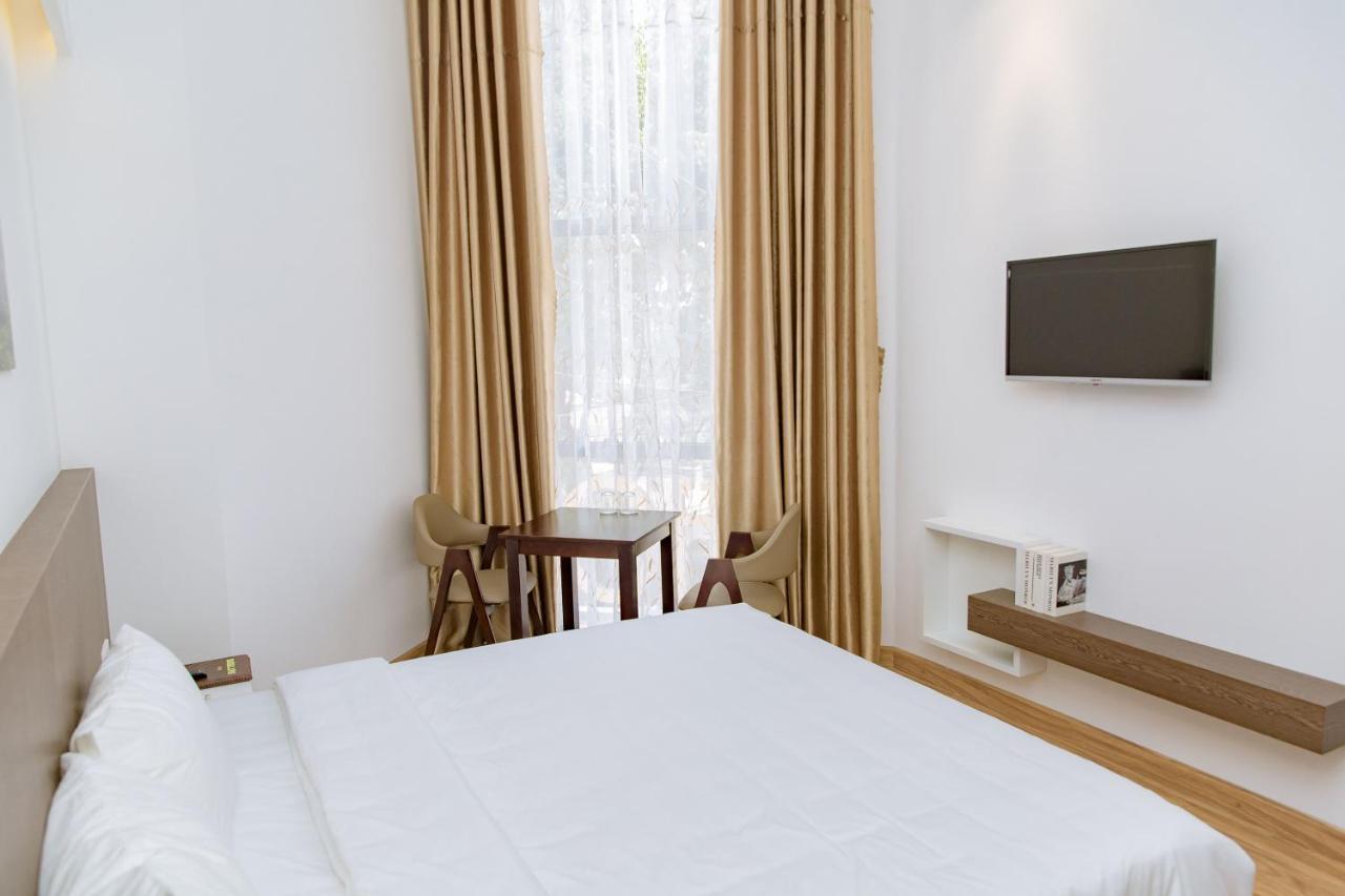 Hotel Khách Sạn Đạt Thịnh Dalat Exterior foto